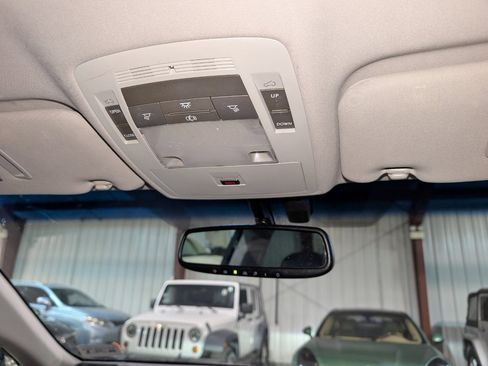 Used 2013 Lexus RX 450h AWD image 30