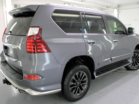 Used 2017 Lexus GX 460 Premium image 30
