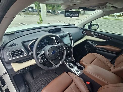 Used 2019 Subaru Ascent Touring AWD/4WD image 17