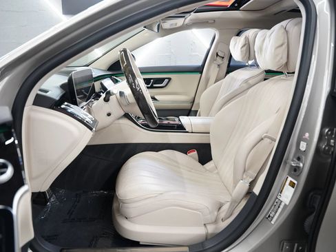 Used 2023 Mercedes-Benz S 500 4MATIC image 12