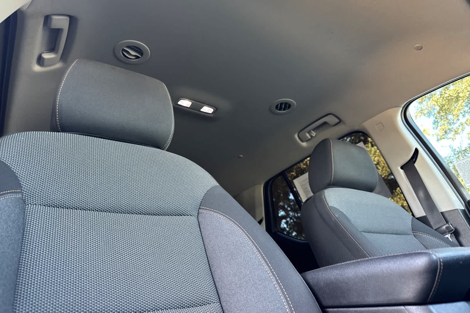 Used 2020 Chevrolet Traverse LT AWD/4WD image 18