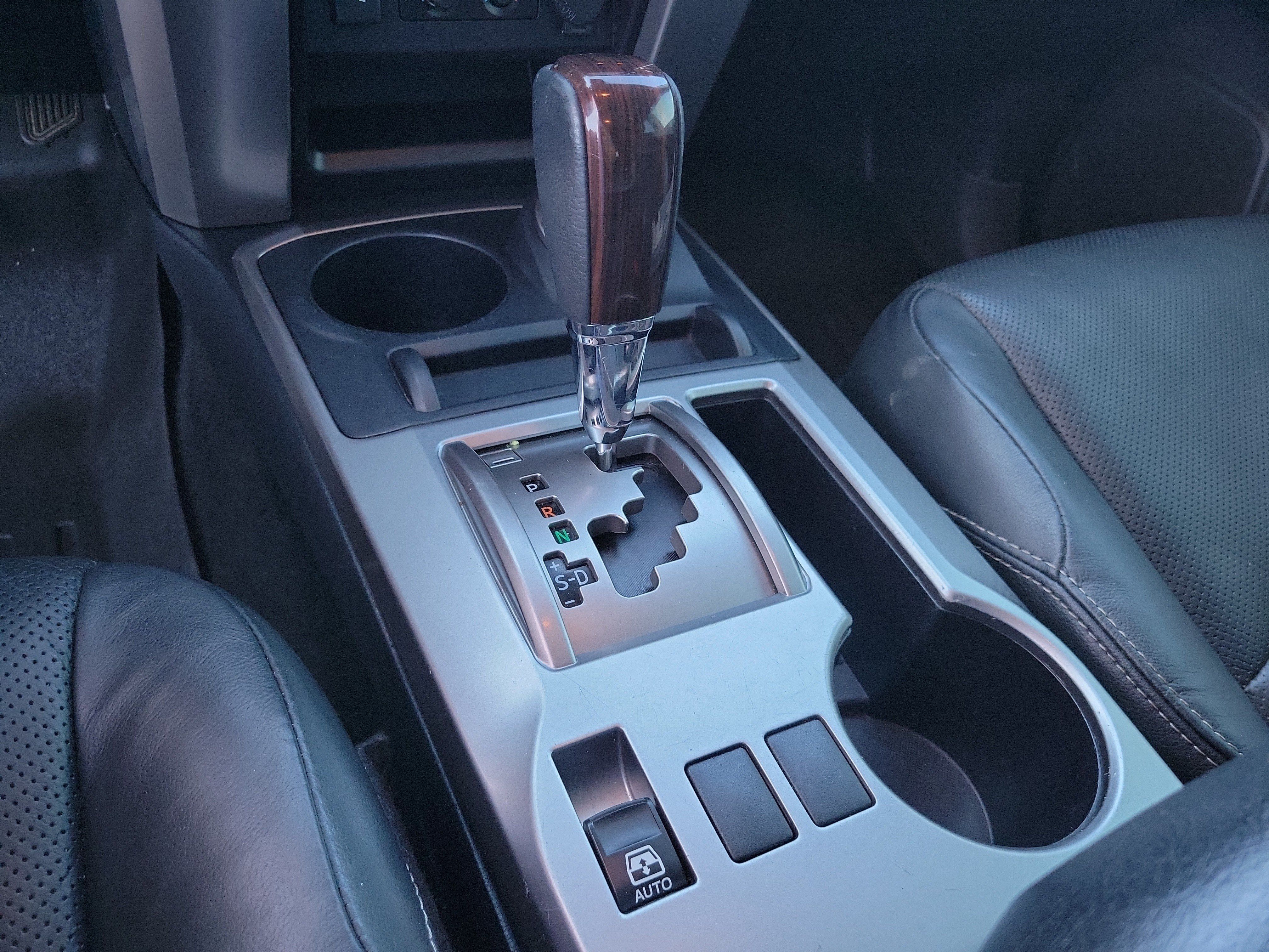 Used 2022 Toyota 4Runner Limited AWD/4WD image 19