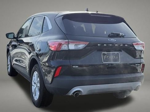 Used 2021 Ford Escape SE w/ Convenience Package image 3
