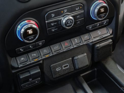 Used 2021 GMC Sierra 1500 SLT w/ SLT Premium Plus Package image 70