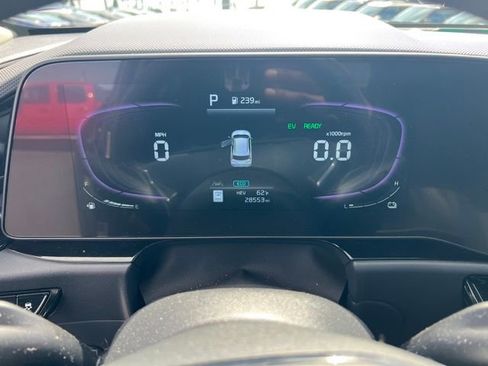 Certified 2023 Kia Niro EX w/ EX Cold Weather Package FWD image 16