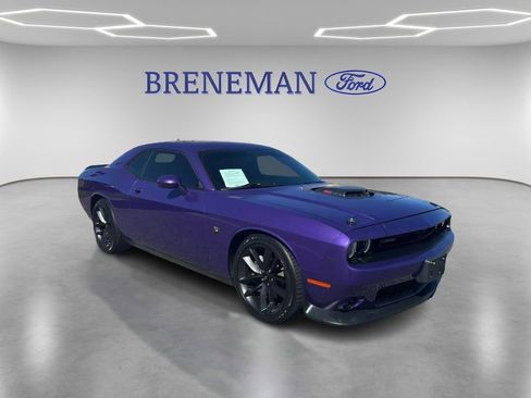 Used 2019 Dodge Challenger R/T Scat Pack w/ Shaker Package image 3