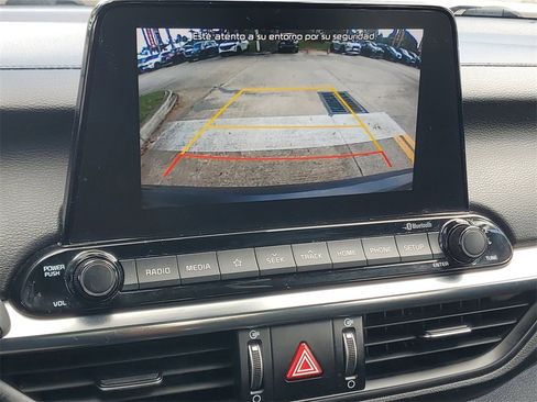 Used 2021 Kia Forte GT-Line image 24