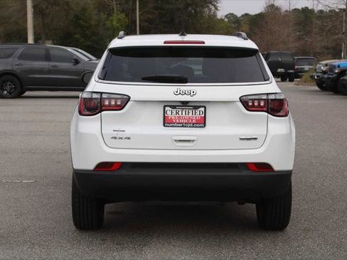 Certified 2022 Jeep Compass Latitude w/ Sun and Sound Group image 4