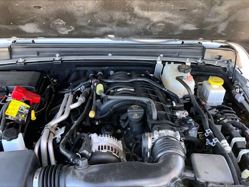 Used 2023 Jeep Gladiator Overland image 31