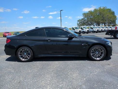 Used 2018 BMW M4 Coupe RWD image 4