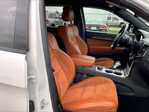 Used 2019 Jeep Grand Cherokee SRT AWD/4WD image 30