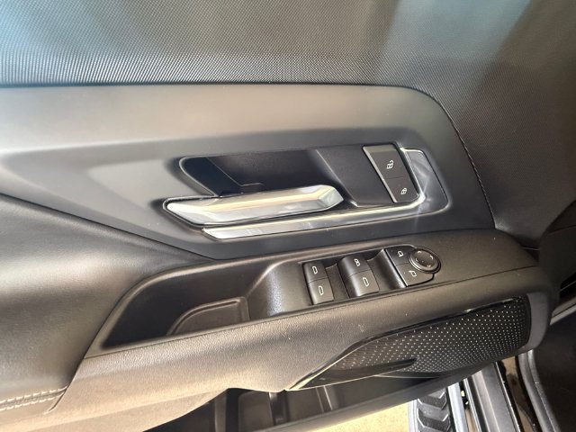 Used 2026 Chevrolet Silverado EV LT AWD/4WD image 11