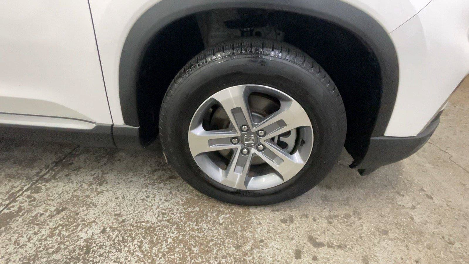Certified 2025 Honda Pilot EX-L image 18