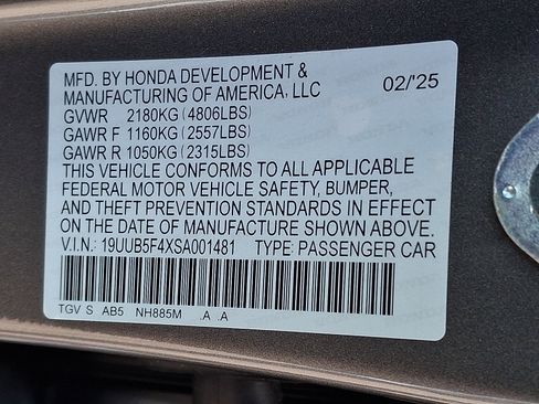 Certified 2025 Acura TLX w/ Technology Package image 29