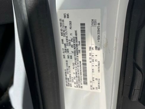 Used 2017 Ford Transit 250 130 Medium Roof image 18