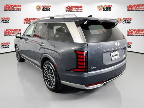 Used 2026 Hyundai Palisade Calligraphy AWD/4WD image 2