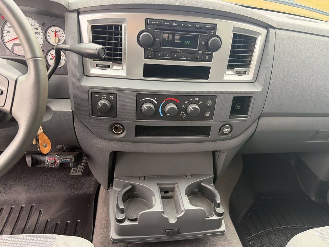 Used 2007 Dodge Ram 2500 Truck SLT w/ Quad Cab Big Horn Value Group AWD/4WD image 20