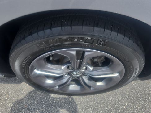 Used 2023 Honda Accord EX image 31