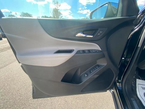 Used 2020 Chevrolet Equinox Premier image 9