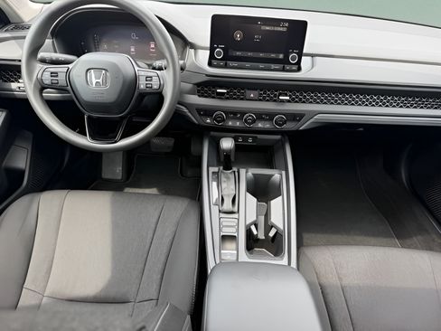 Used 2024 Honda Accord EX image 11