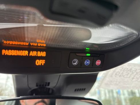 New 2026 Chevrolet Trax RS w/ Sunroof Package FWD image 15