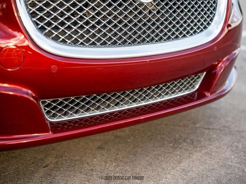 Used 2012 Jaguar XJ image 58