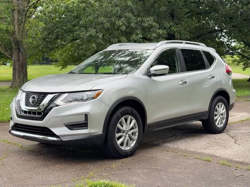 Used 2020 Nissan Rogue SV AWD/4WD image 8