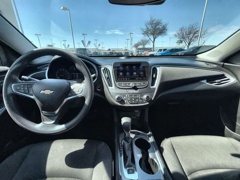 Used 2024 Chevrolet Malibu LT FWD image 15