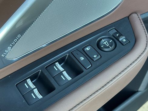 Used 2023 Acura RDX w/ Technology Package FWD image 14