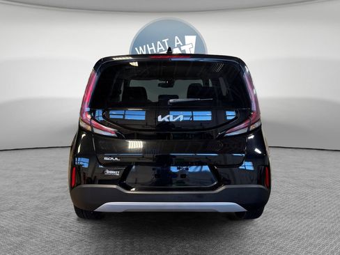 Certified 2023 Kia Soul S FWD image 5