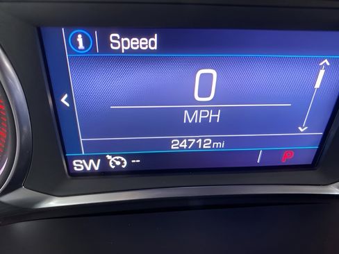 Used 2023 GMC Acadia SLE w/ Driver Convenience Package image 16