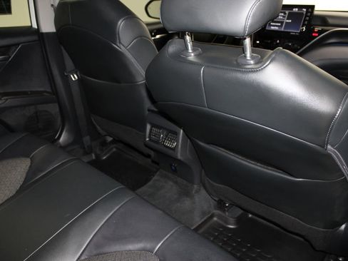 Used 2023 Toyota Camry XLE FWD image 30