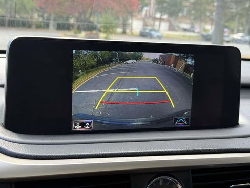 Used 2020 Lexus RX 350L Premium image 11