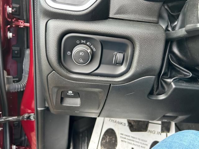 Used 2022 RAM 1500 Big Horn AWD/4WD image 24