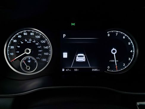 Used 2025 Genesis G70 3.3T Advanced image 25