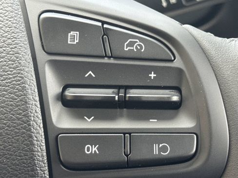 New 2026 Hyundai Venue SEL FWD image 25