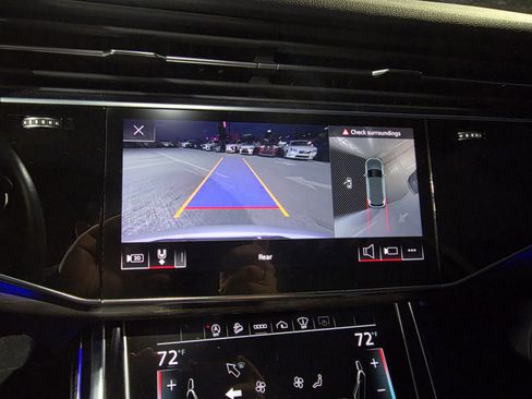 Used 2022 Audi Q7 3.0T Prestige image 15