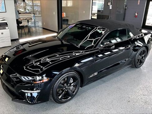 Used 2022 Ford Mustang GT Premium w/ Equipment Group 401A image 25