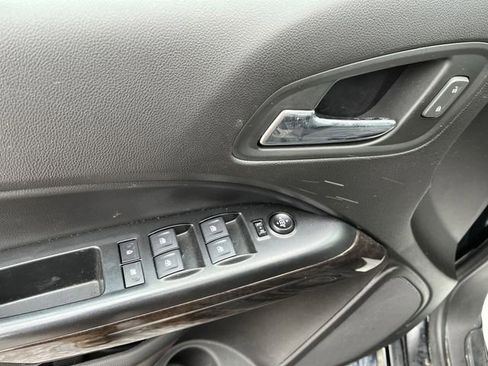 Used 2019 GMC Canyon SLT w/ Driver Alert Package image 17