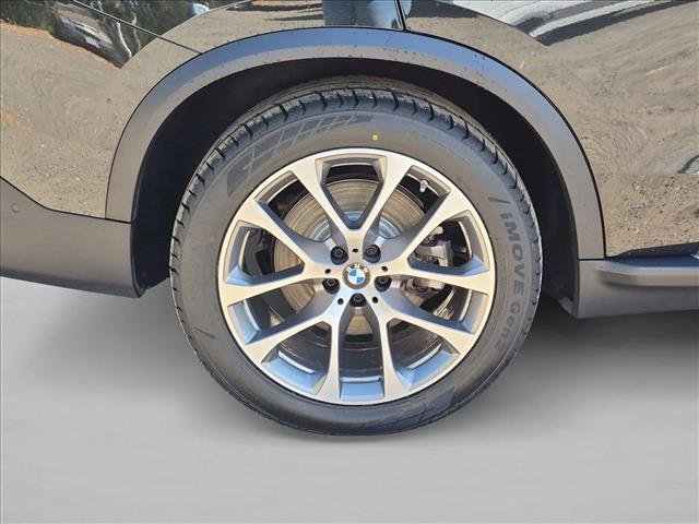 Used 2023 BMW X5 xDrive40i w/ Premium Package AWD/4WD image 24