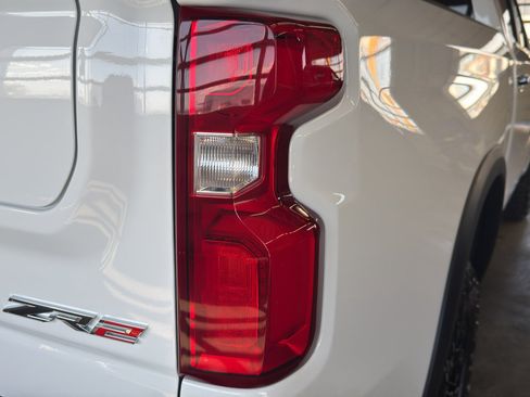 New 2026 Chevrolet Silverado 1500 ZR2 AWD/4WD image 7