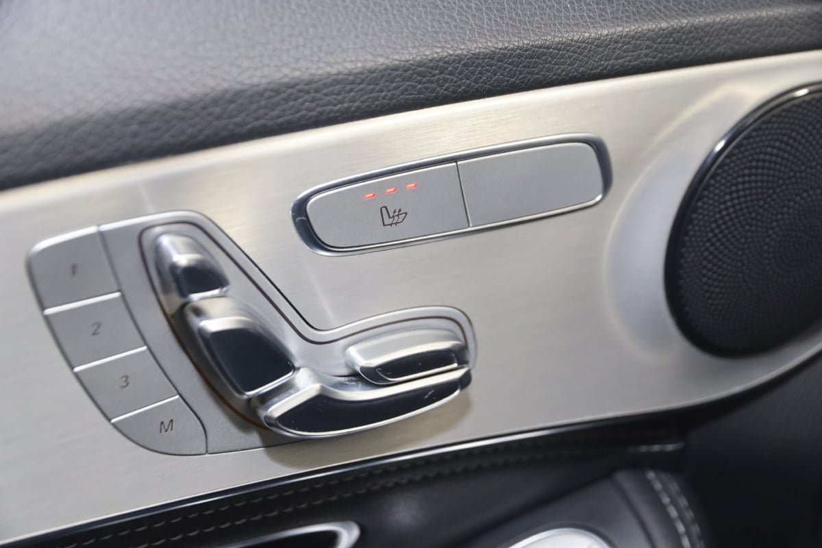 Used 2016 Mercedes-Benz C 300 4MATIC Sedan image 8