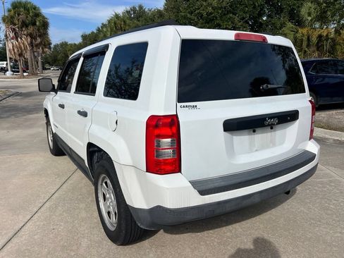 Used 2017 Jeep Patriot Sport FWD image 5