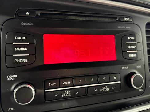 Used 2015 Kia Optima LX image 15