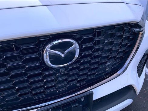 Certified 2025 MAZDA CX-70 3.3 Turbo S w/ Premium Plus AWD/4WD image 32