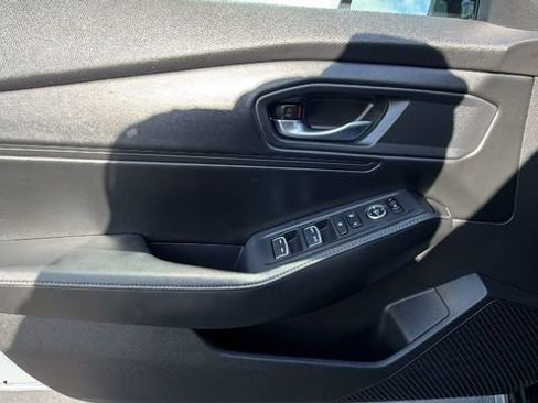 Used 2023 Honda Accord Sport image 18