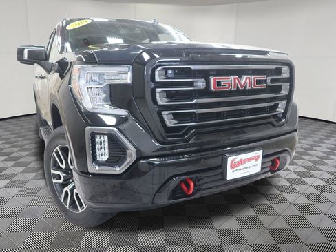 Used 2019 GMC Sierra 1500 AT4 w/ AT4 Premium Package AWD/4WD image 2