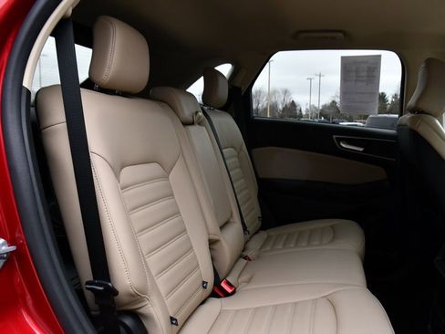 Used 2024 Ford Edge SEL w/ Convenience Package AWD/4WD image 16