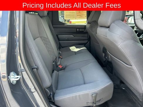 Used 2025 Toyota Tacoma SR5 AWD/4WD image 18