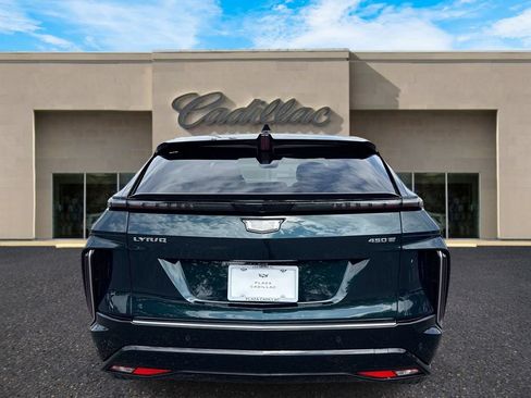New 2026 Cadillac Lyriq Signature Luxury w/ Nappa Leather Package RWD image 4